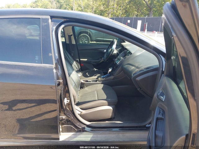 Продажа на аукционе авто 2018 Ford Focus Sel, vin: 1FADP3H24JL284422, номер лота: 46131108