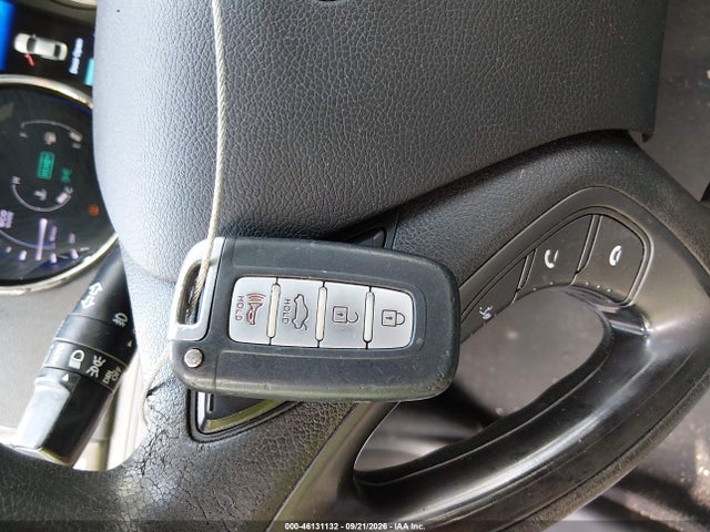 Продажа на аукционе авто 2015 Hyundai Sonata Hybrid, vin: KMHEC4A40FA133832, номер лота: 46131132