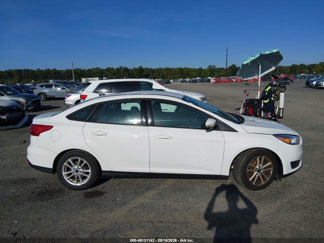 2015 Ford Focus Se მანქანა იყიდება აუქციონზე, vin: 1FADP3F20FL258667, აუქციონის ნომერი: 46131142