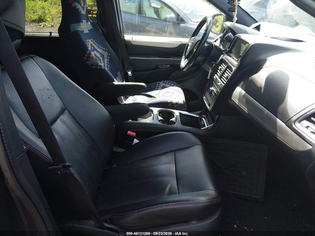 46131268 :رقم المزاد ، 2C4RDGEGXJR284383 vin ، 2018 Dodge Grand Caravan Gt مزاد بيع