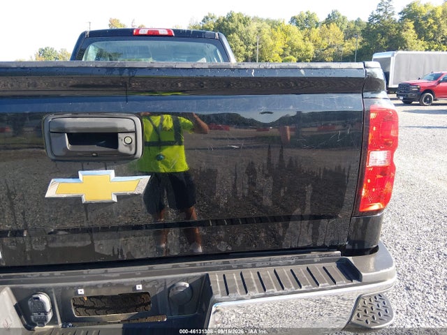 46131308 :رقم المزاد ، 1GC1KUEG9JF240092 vin ، 2018 Chevrolet Silverado 2500hd Wt مزاد بيع