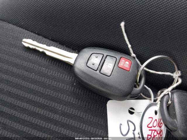 Продажа на аукционе авто 2016 Toyota Rav4 Le, vin: 2T3BFREV0GW538994, номер лота: 46131313