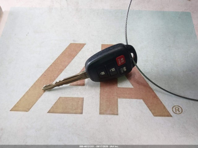 2015 Toyota Corolla S Plus მანქანა იყიდება აუქციონზე, vin: 2T1BURHE0FC276923, აუქციონის ნომერი: 46131331