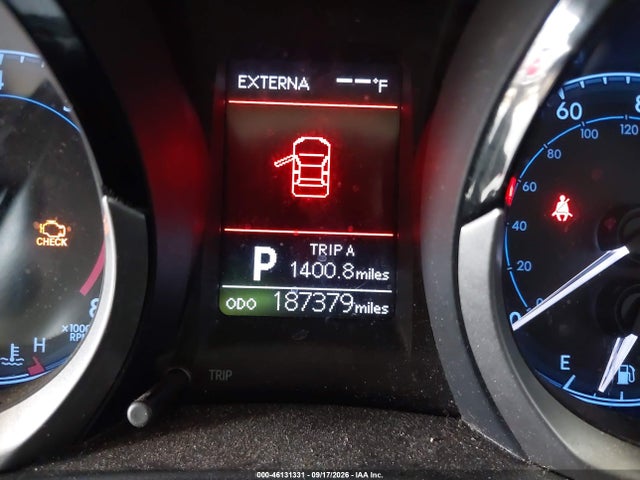 2015 Toyota Corolla S Plus მანქანა იყიდება აუქციონზე, vin: 2T1BURHE0FC276923, აუქციონის ნომერი: 46131331
