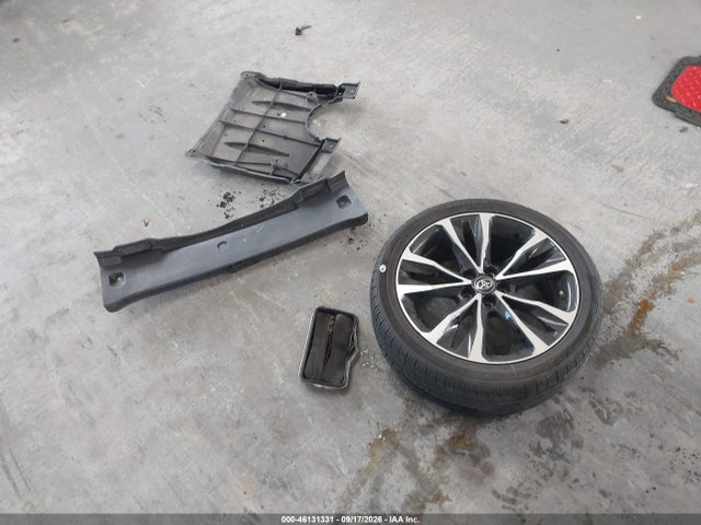 2015 Toyota Corolla S Plus მანქანა იყიდება აუქციონზე, vin: 2T1BURHE0FC276923, აუქციონის ნომერი: 46131331