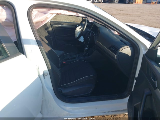 46131342 :رقم المزاد ، 3VWBM7BU3RM061694 vin ، 2024 Volkswagen Jetta 1.5t Sport مزاد بيع