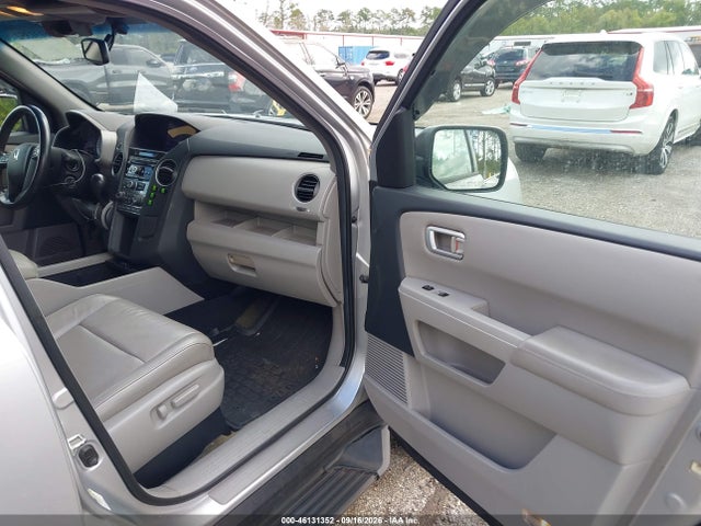 46131352 :رقم المزاد ، 5FNYF3H51EB005526 vin ، 2014 Honda Pilot Ex-l مزاد بيع