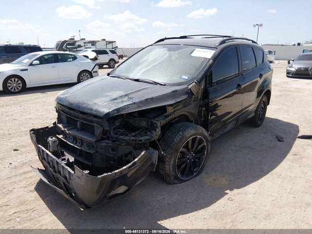 46131372 :رقم المزاد ، 1FMCU0GD7HUA93545 vin ، 2017 Ford Escape Se مزاد بيع