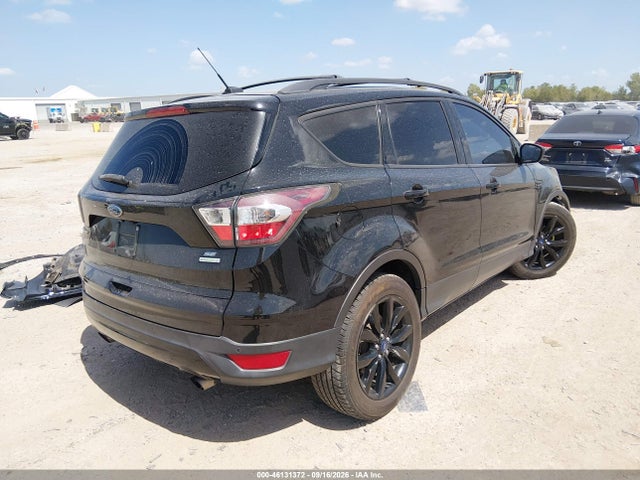 46131372 :رقم المزاد ، 1FMCU0GD7HUA93545 vin ، 2017 Ford Escape Se مزاد بيع