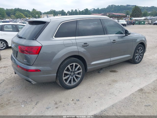2017 Audi Q7 3.0t Premium მანქანა იყიდება აუქციონზე, vin: WA1LAAF72HD005123, აუქციონის ნომერი: 46131388