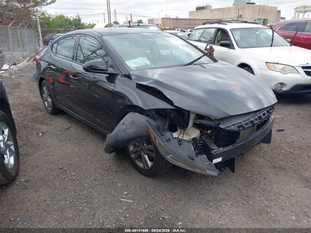 Продажа на аукционе авто 2018 Hyundai Elantra Sel, vin: 5NPD84LF6JH293134, номер лота: 46131409