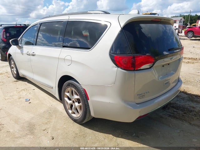 Aukcja sprzedaży 2017 Chrysler Pacifica Touring-l, vin: 2C4RC1BG0HR670695, numer aukcji: 46131429