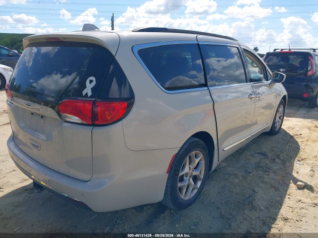 Aukcja sprzedaży 2017 Chrysler Pacifica Touring-l, vin: 2C4RC1BG0HR670695, numer aukcji: 46131429
