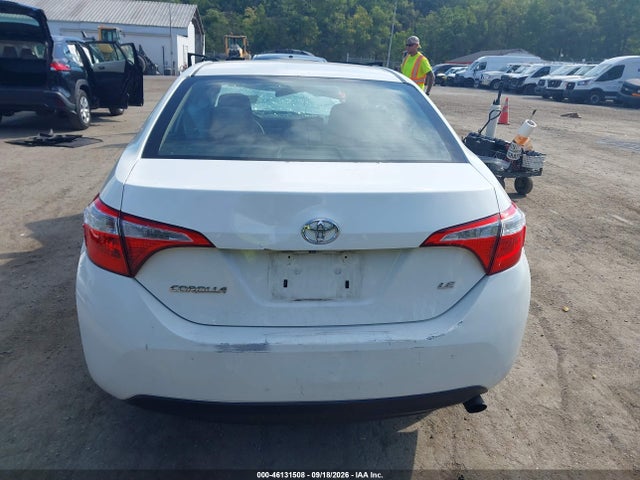 46131508 :رقم المزاد ، 5YFBURHE4FP246730 vin ، 2015 Toyota Corolla Le مزاد بيع