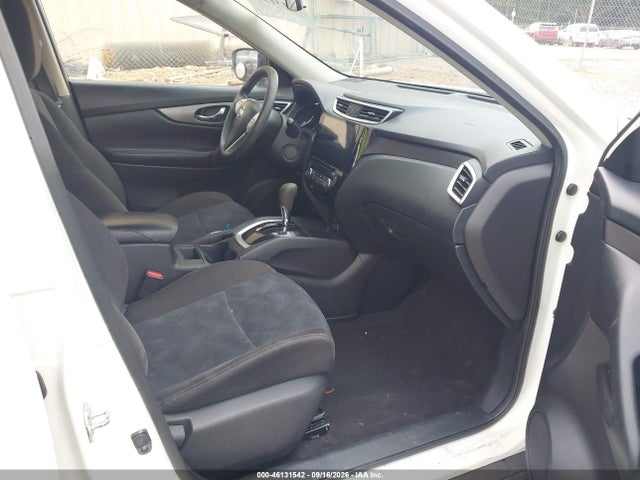 2015 Nissan Rogue Sv მანქანა იყიდება აუქციონზე, vin: KNMAT2MV1FP569632, აუქციონის ნომერი: 46131542
