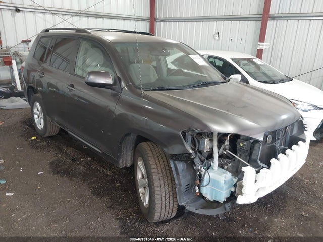 46131546 :رقم المزاد ، JTEZA3EH6A2010439 vin ، 2010 Toyota Highlander مزاد بيع