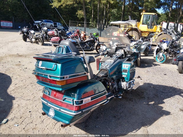 Продажа на аукционе авто 1995 Honda Gl1500 Se12, vin: 1HFSC2238SA702119, номер лота: 46131560