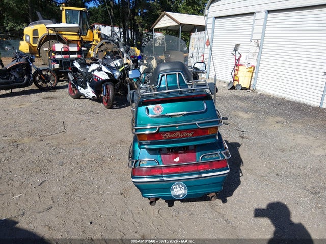 Продажа на аукционе авто 1995 Honda Gl1500 Se12, vin: 1HFSC2238SA702119, номер лота: 46131560