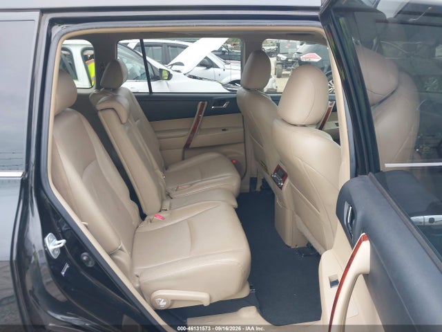 46131573 :رقم المزاد ، JTEDC3EH9C2008157 vin ، 2012 Toyota Highlander Hybrid Limited V6 مزاد بيع