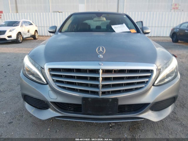 Продаж на аукціоні авто 2015 Mercedes-benz C 300 Luxury 4matic, vin: 55SWF4KB4FU015012, номер лоту: 46131625