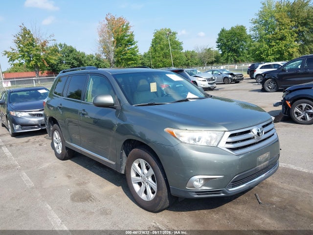 Продаж на аукціоні авто 2013 Toyota Highlander Se V6, vin: 5TDBK3EH2DS248241, номер лоту: 46131632