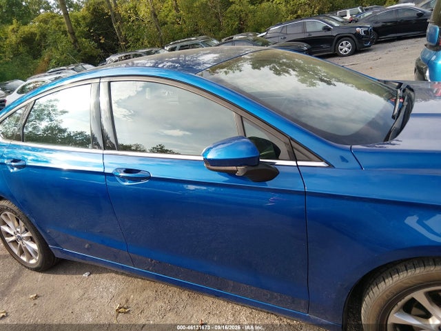 Продажа на аукционе авто 2017 Ford Fusion Se, vin: 3FA6P0HDXHR390765, номер лота: 46131673
