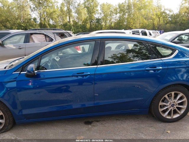 Продажа на аукционе авто 2017 Ford Fusion Se, vin: 3FA6P0HDXHR390765, номер лота: 46131673