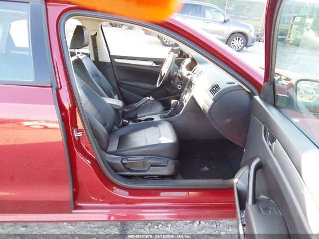 Aukcja sprzedaży 2015 Volkswagen Passat 1.8t Wolfsburg Edition, vin: 1VWAT7A30FC056490, numer aukcji: 46131676