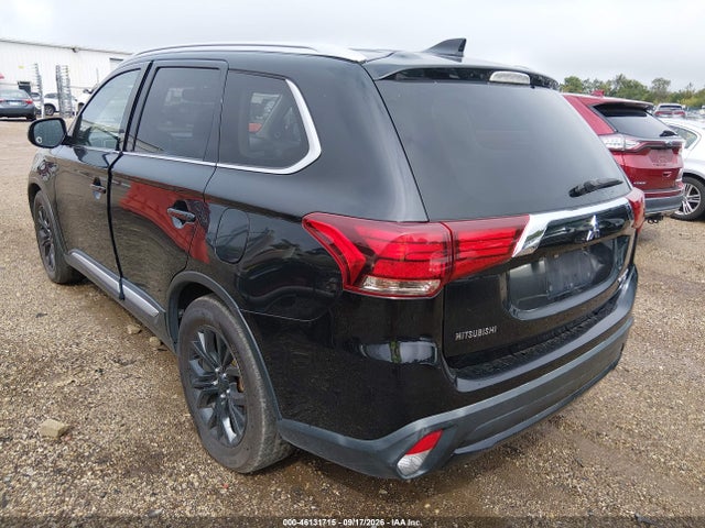 Продажа на аукционе авто 2017 Mitsubishi Outlander Sel, vin: JA4AD3A3XHZ046570, номер лота: 46131715