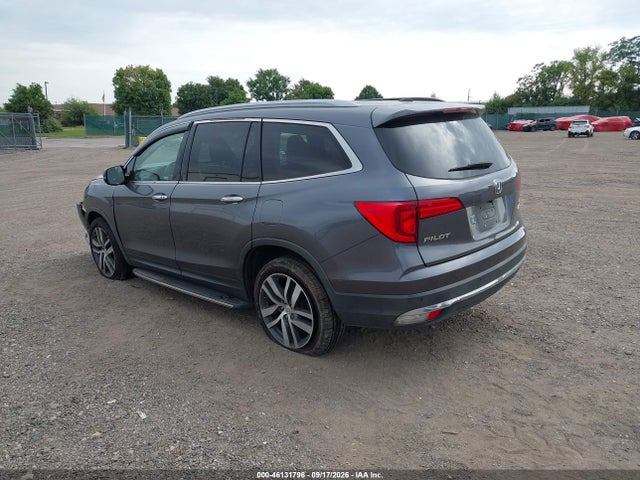 46131796 :رقم المزاد ، 5FNYF6H90HB105058 vin ، 2017 Honda Pilot Touring مزاد بيع