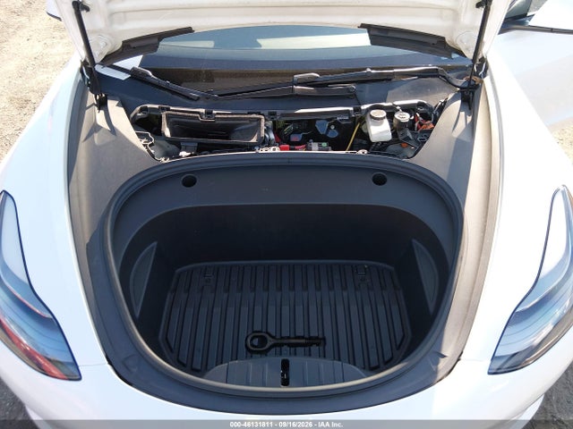Tesla Model 3 Rear-wheel Drive 2023 5YJ3E1EAXPF573456 Image 10
