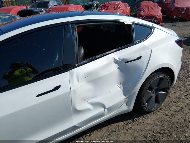 Tesla Model 3 Rear-wheel Drive 2023 5YJ3E1EAXPF573456 Image 19
