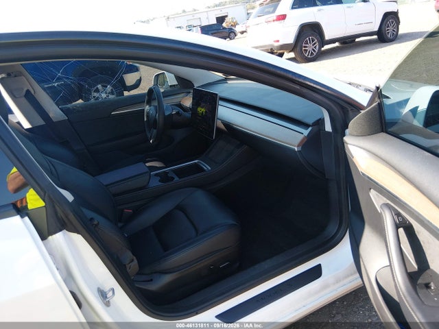 Tesla Model 3 Rear-wheel Drive 2023 5YJ3E1EAXPF573456 Image 5