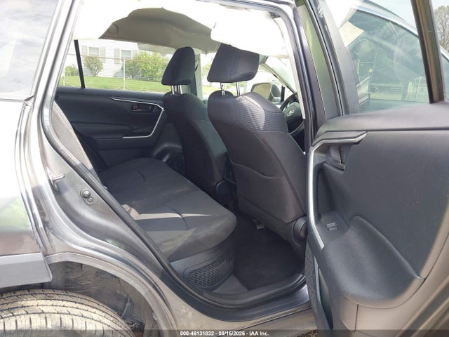 46131832 :رقم المزاد ، JTMLWRFV0ND151343 vin ، 2022 Toyota Rav4 Hybrid Le مزاد بيع