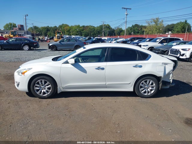 Продаж на аукціоні авто 2015 Nissan Altima 2.5 S, vin: 1N4AL3AP8FN906584, номер лоту: 46131840
