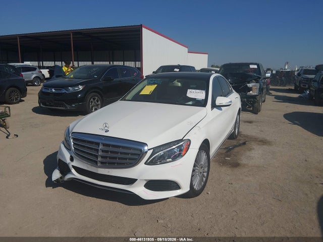 2015 Mercedes-benz C 300 Luxury მანქანა იყიდება აუქციონზე, vin: 55SWF4JB5FU042978, აუქციონის ნომერი: 46131935