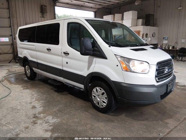 46131943 :رقم المزاد ، 1FBZX2ZM9FKB27772 vin ، 2015 Ford Transit-350 Xlt مزاد بيع