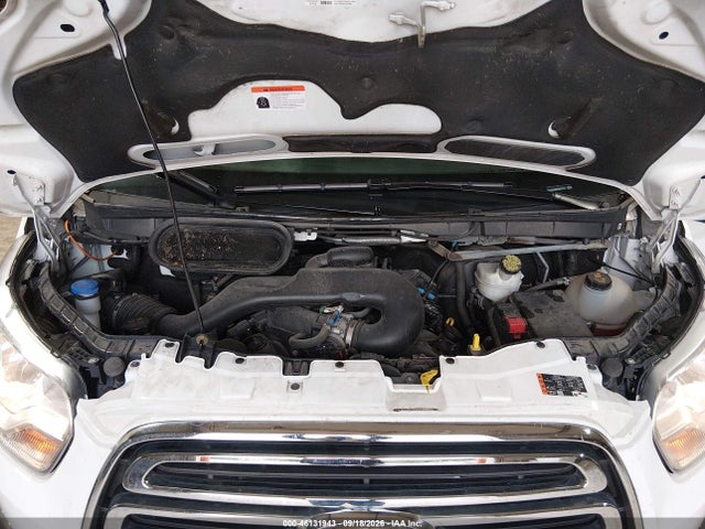 46131943 :رقم المزاد ، 1FBZX2ZM9FKB27772 vin ، 2015 Ford Transit-350 Xlt مزاد بيع