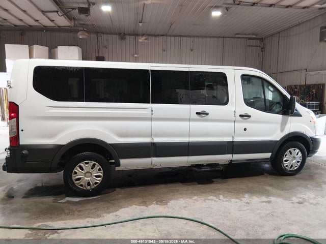 46131943 :رقم المزاد ، 1FBZX2ZM9FKB27772 vin ، 2015 Ford Transit-350 Xlt مزاد بيع