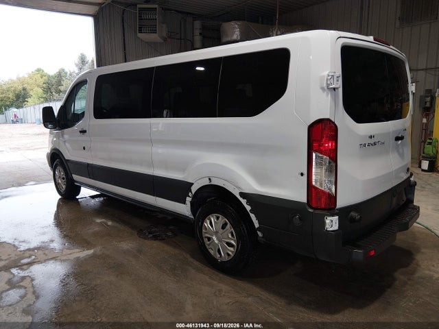46131943 :رقم المزاد ، 1FBZX2ZM9FKB27772 vin ، 2015 Ford Transit-350 Xlt مزاد بيع