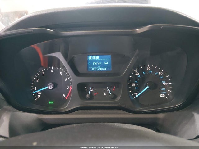 46131943 :رقم المزاد ، 1FBZX2ZM9FKB27772 vin ، 2015 Ford Transit-350 Xlt مزاد بيع