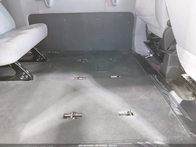46131943 :رقم المزاد ، 1FBZX2ZM9FKB27772 vin ، 2015 Ford Transit-350 Xlt مزاد بيع