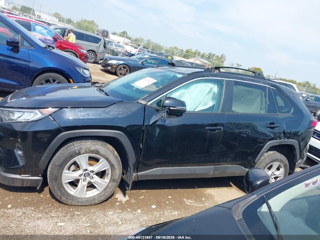 46131947 :رقم المزاد ، 2T3P1RFV9LW137909 vin ، 2020 Toyota Rav4 Xle مزاد بيع