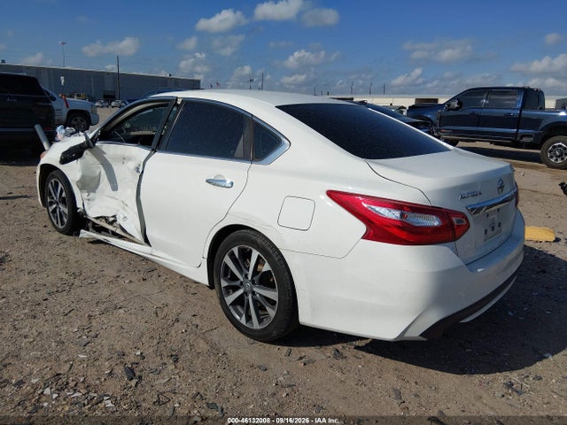 Продажа на аукционе авто 2017 Nissan Altima 2.5 S, vin: 1N4AL3AP3HN348629, номер лота: 46132008