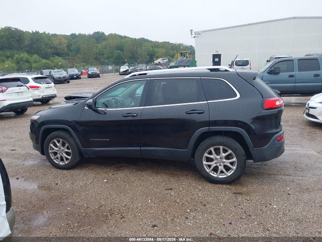 2015 Jeep Cherokee Latitude მანქანა იყიდება აუქციონზე, vin: 1C4PJMCS5FW556858, აუქციონის ნომერი: 46132084