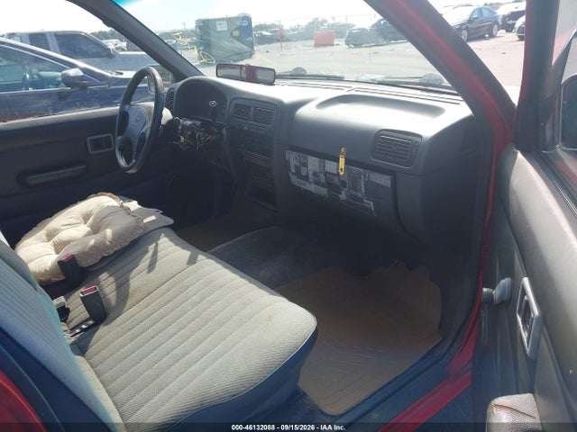 46132088 :رقم المزاد ، 1N6SD11SXSC353069 vin ، 1995 Nissan Truck E/xe مزاد بيع