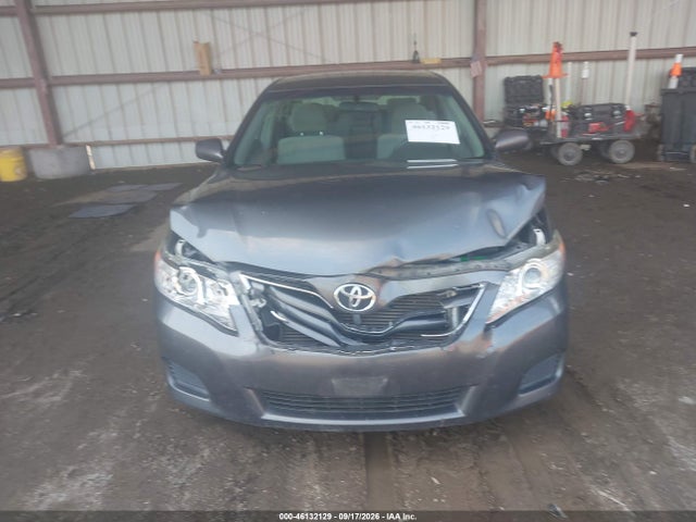 2010 Toyota Camry Le მანქანა იყიდება აუქციონზე, vin: 4T1BF3EK4AU046049, აუქციონის ნომერი: 46132129