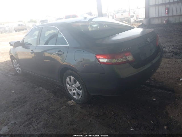 2010 Toyota Camry Le მანქანა იყიდება აუქციონზე, vin: 4T1BF3EK4AU046049, აუქციონის ნომერი: 46132129