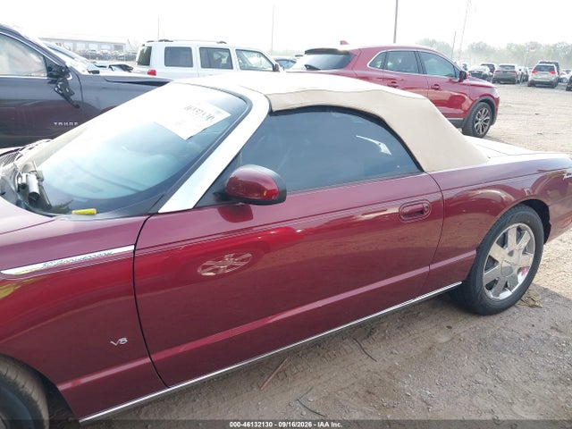 2004 Ford Thunderbird მანქანა იყიდება აუქციონზე, vin: 1FAHP60A44Y110878, აუქციონის ნომერი: 46132130