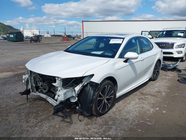 46132134 :رقم المزاد ، 4T1M11AK6LU951171 vin ، 2020 Toyota Camry Se مزاد بيع